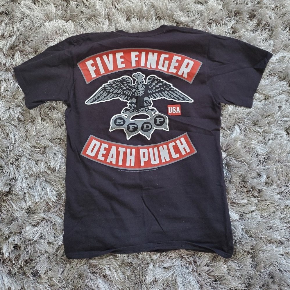 Size small band tshirt